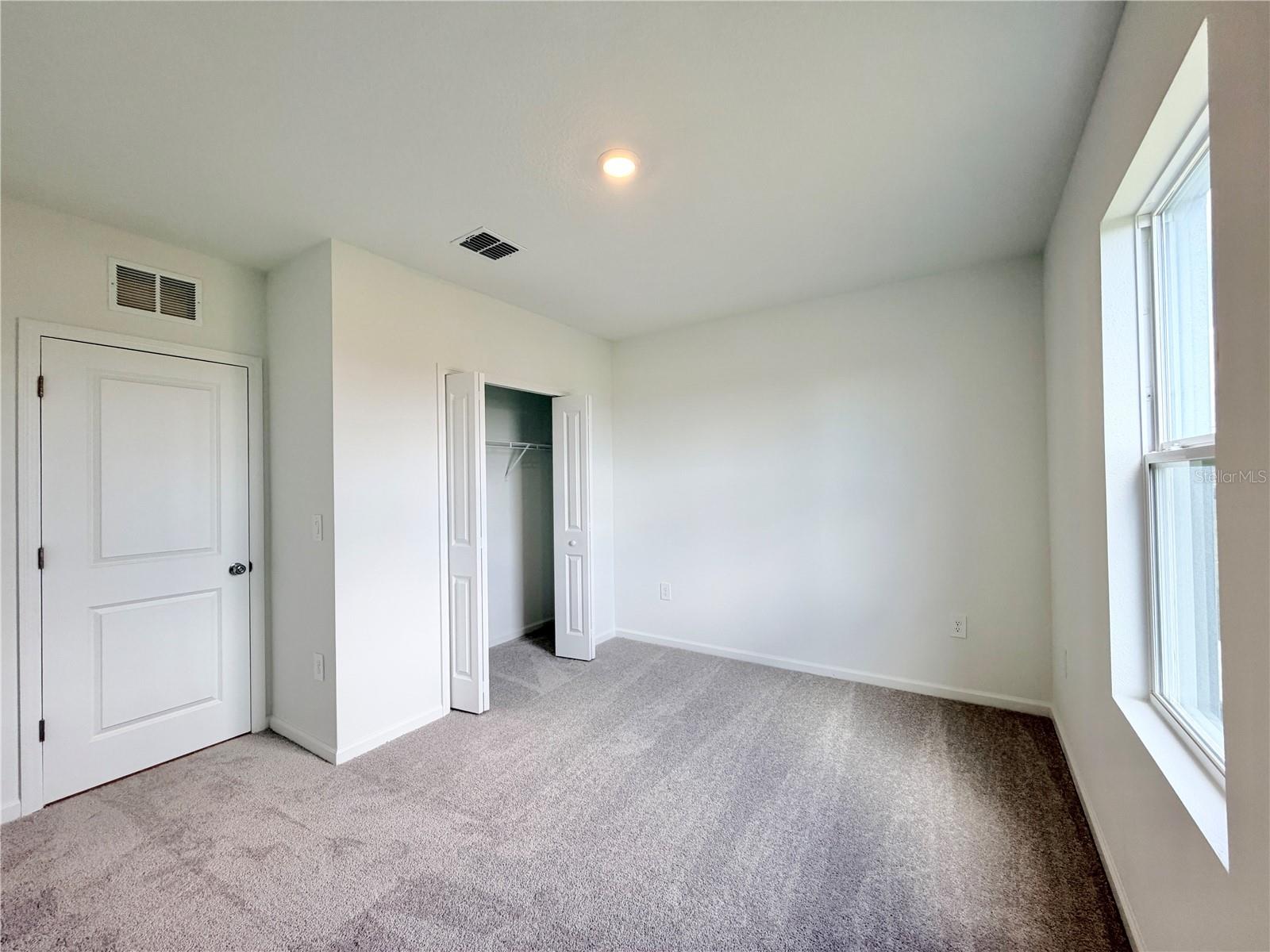 HUNT CLUB/LK WALES PH 1 - Residential Lease