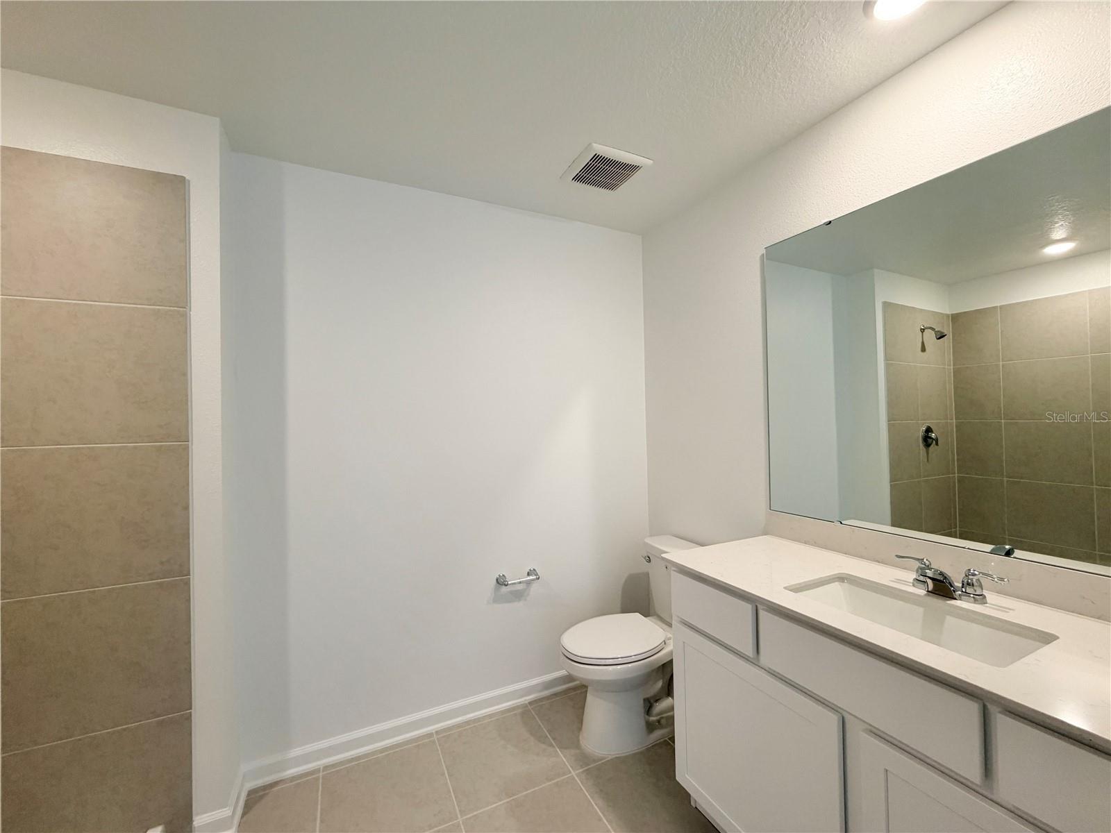 HUNT CLUB/LK WALES PH 1 - Residential Lease