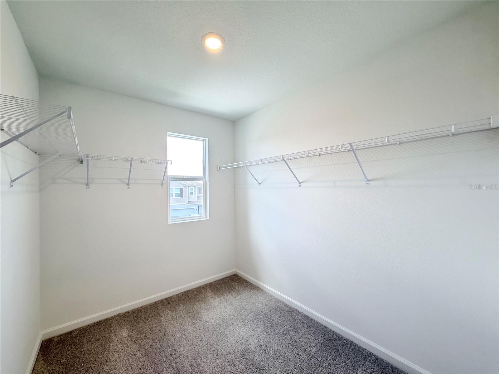 HUNT CLUB/LK WALES PH 1 - Residential Lease