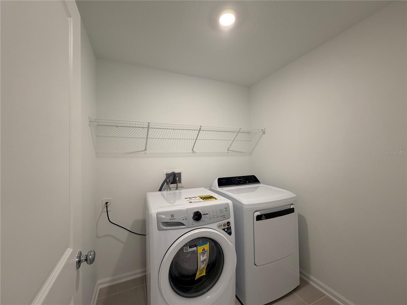 HUNT CLUB/LK WALES PH 1 - Residential Lease