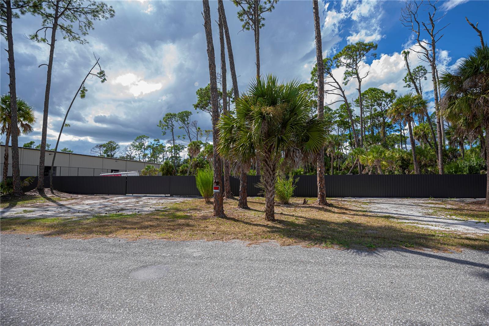 401 ZORITA STREET