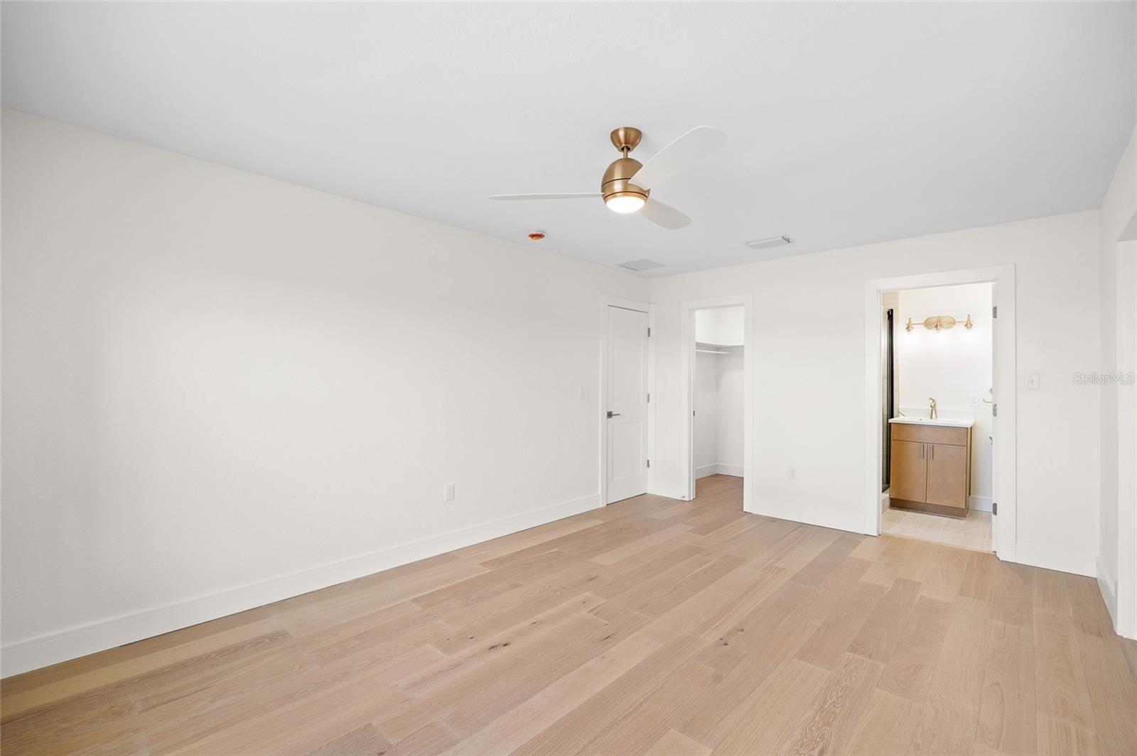 MADEIRA SHORES 1ST ADD - Residential