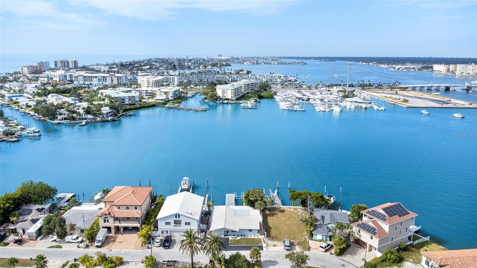 MADEIRA SHORES 1ST ADD - Residential