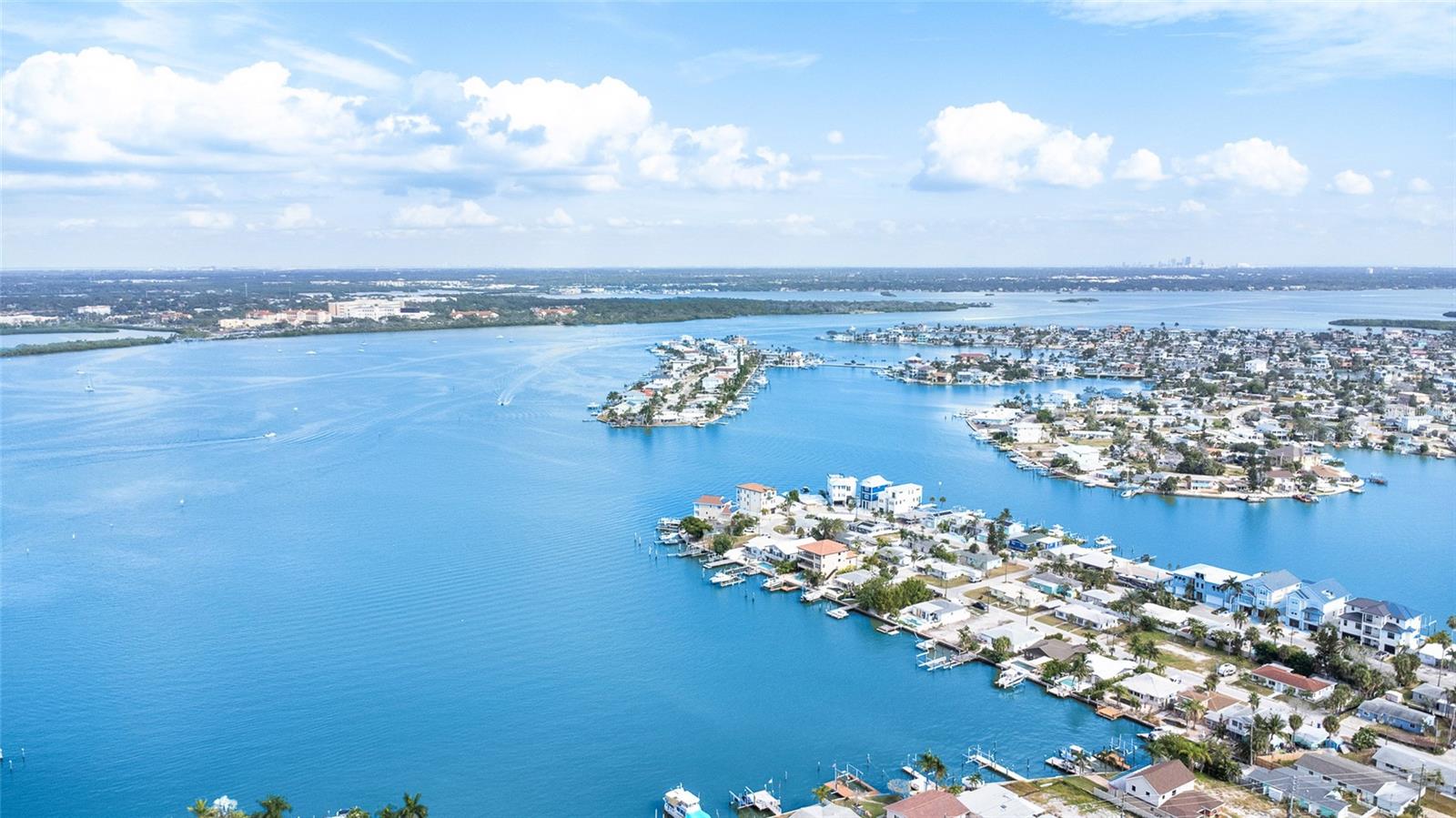 MADEIRA SHORES 1ST ADD - Residential