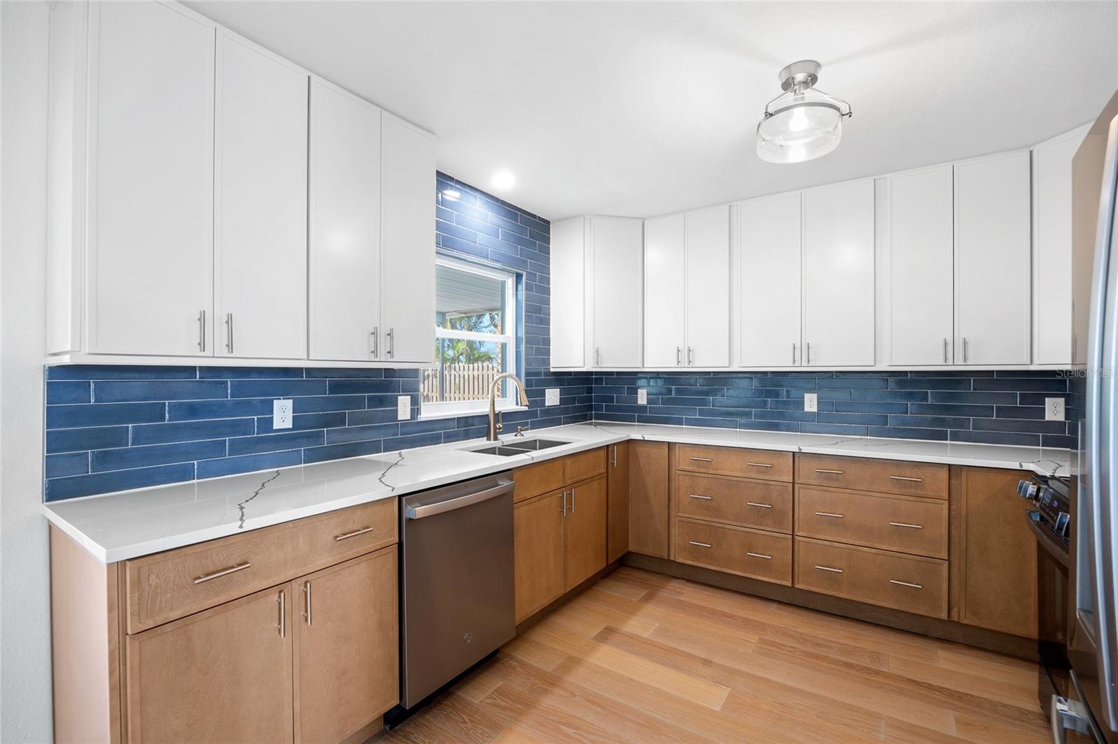 MADEIRA SHORES 1ST ADD - Residential