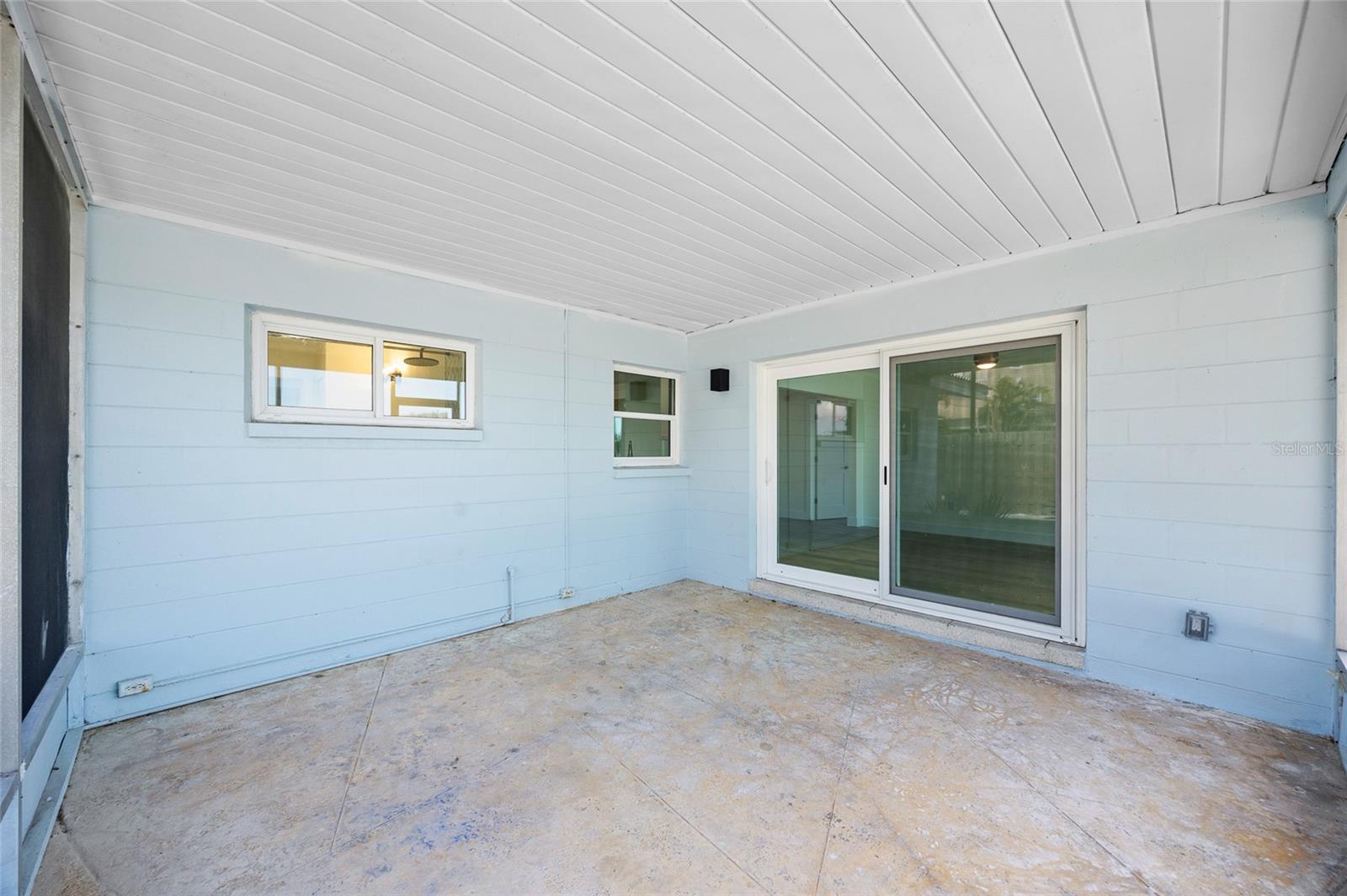 MADEIRA SHORES 1ST ADD - Residential