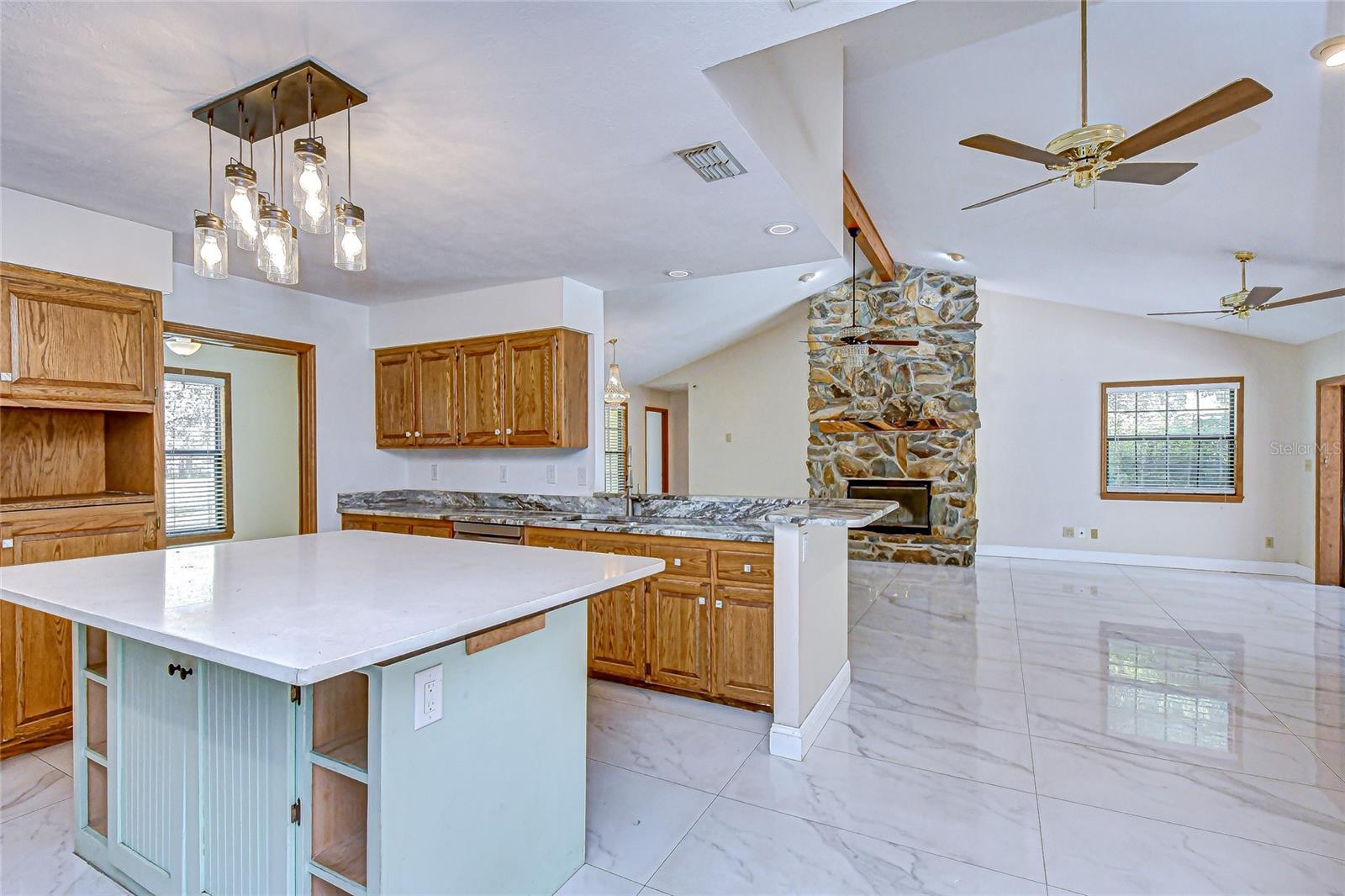 ACREAGE - Residential