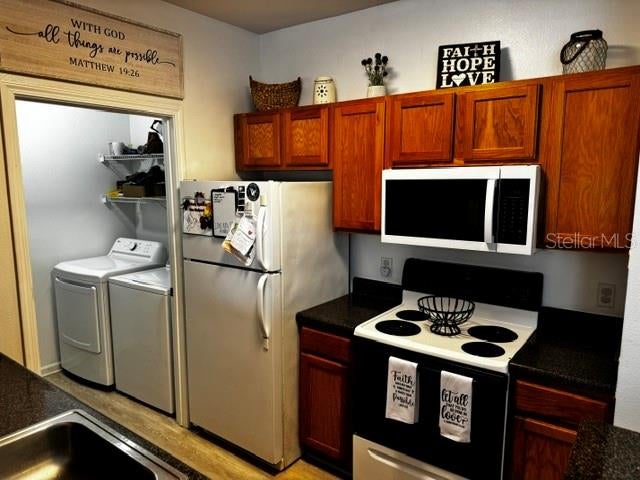 4802 51ST STREET W 920, BRADENTON, FL, 34210 4 4802 51ST STREET W 920