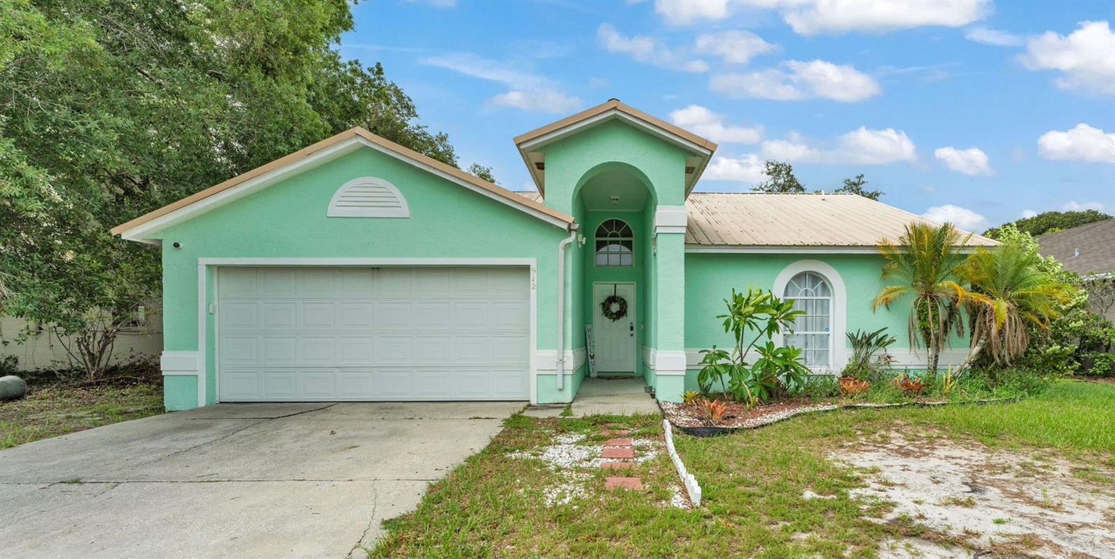 This charming 3 bedroom, 2 bath home is located in a low HOA neighborhood conveniently located near schools, shopping, dining, and major roadways. Built in 1991, the home features a floor plan with a spacious living area that flows into a dining space and kitchen- perfect for everyday living or casual entertaining.
Step outside to a screened-in back porch where you can relax and enjoy the privacy of the fully fenced backyard. The home also features all newer kitchen appliances, an owned rain soft water system, newer AC, updated electrical and the metal roof was installed approximately 10 years ago for added peace of mind.