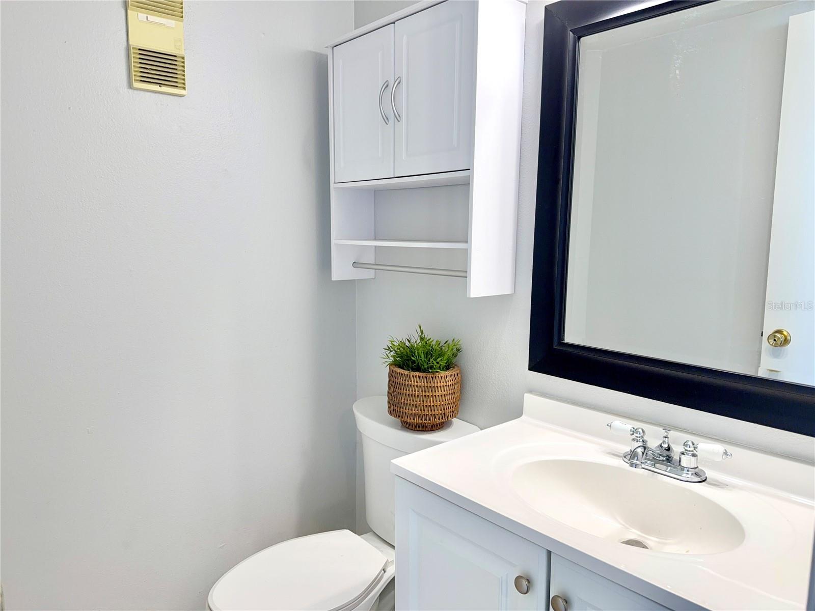 EOLA ROSE ANNEX - Residential Lease