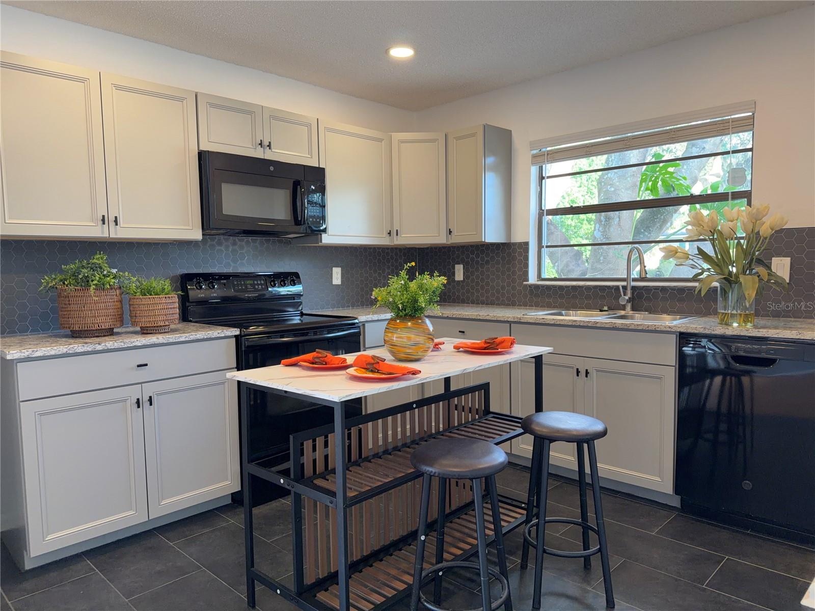 EOLA ROSE ANNEX - Residential Lease