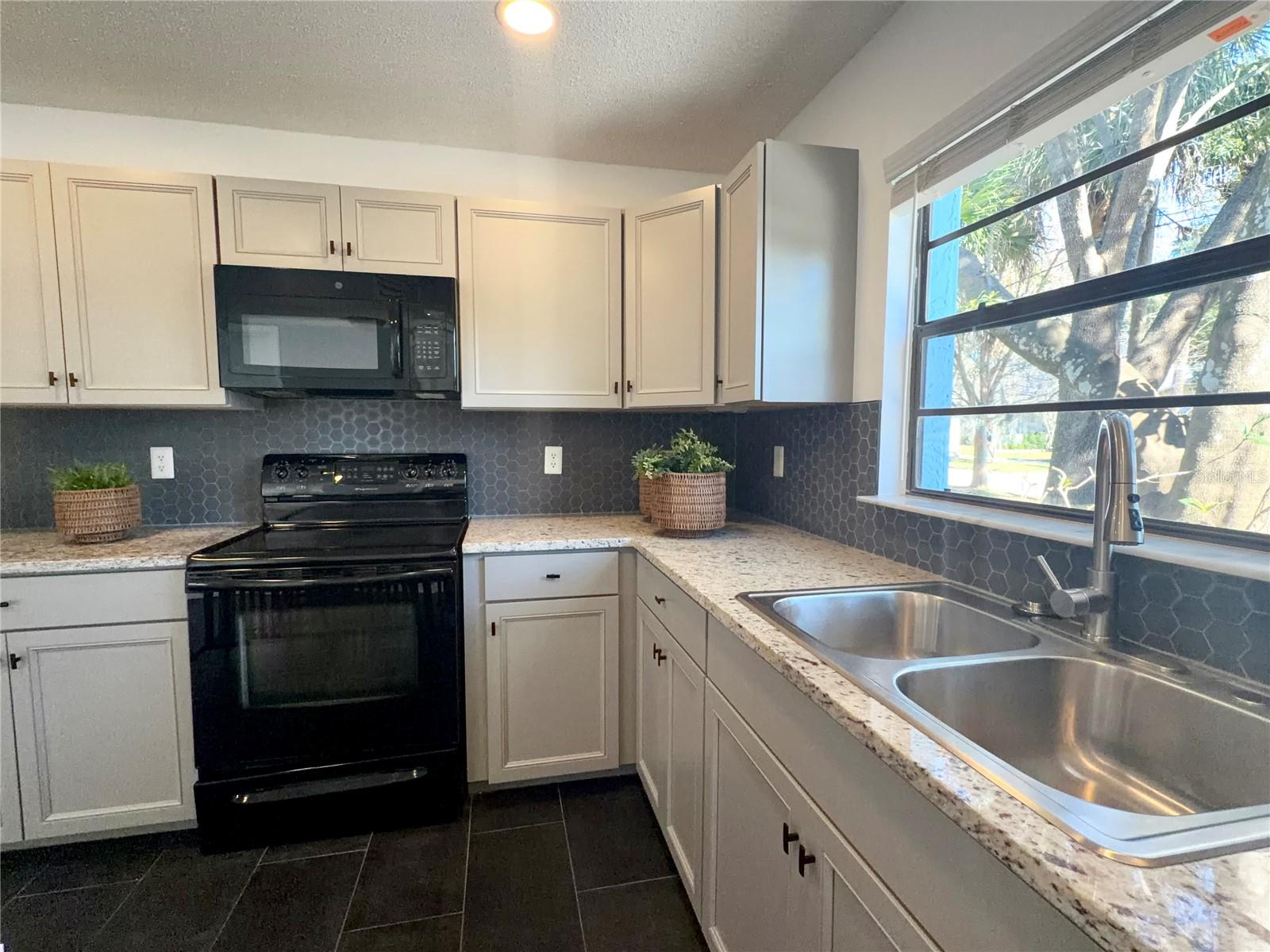 EOLA ROSE ANNEX - Residential Lease