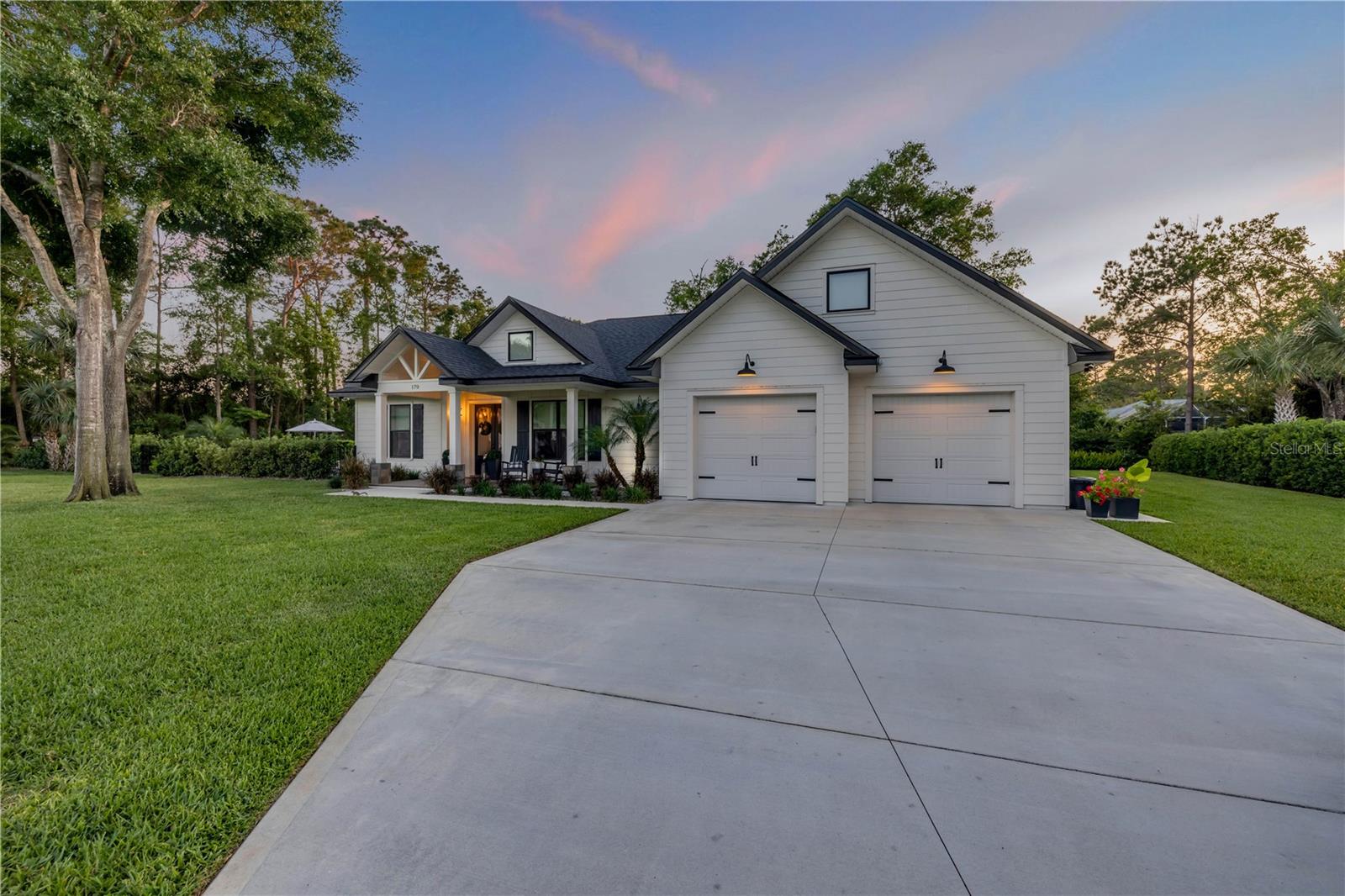 170 LIVE OAK COURT