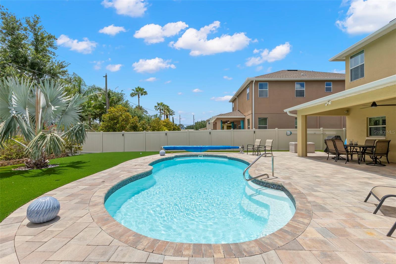 10596 LAKE SEMINOLE TERRACE