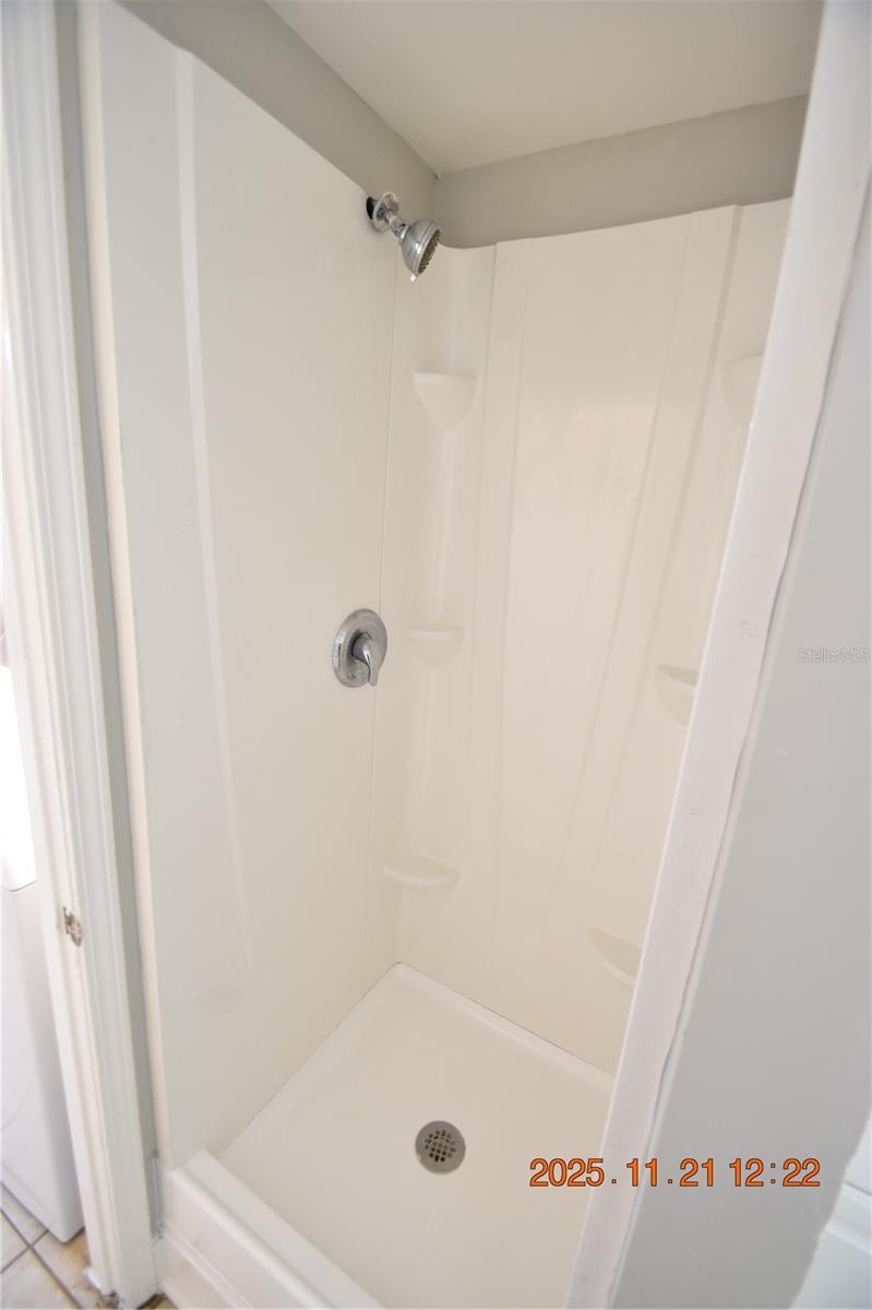 COLONIAL VILLAGE - Residential Lease