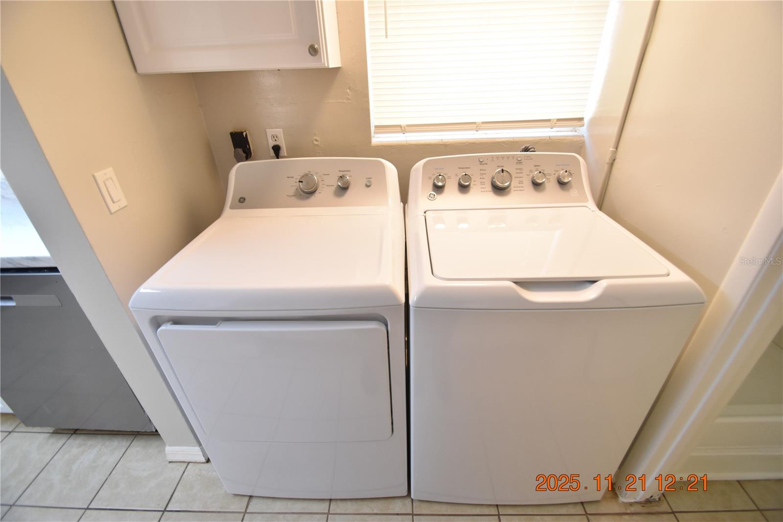 COLONIAL VILLAGE - Residential Lease