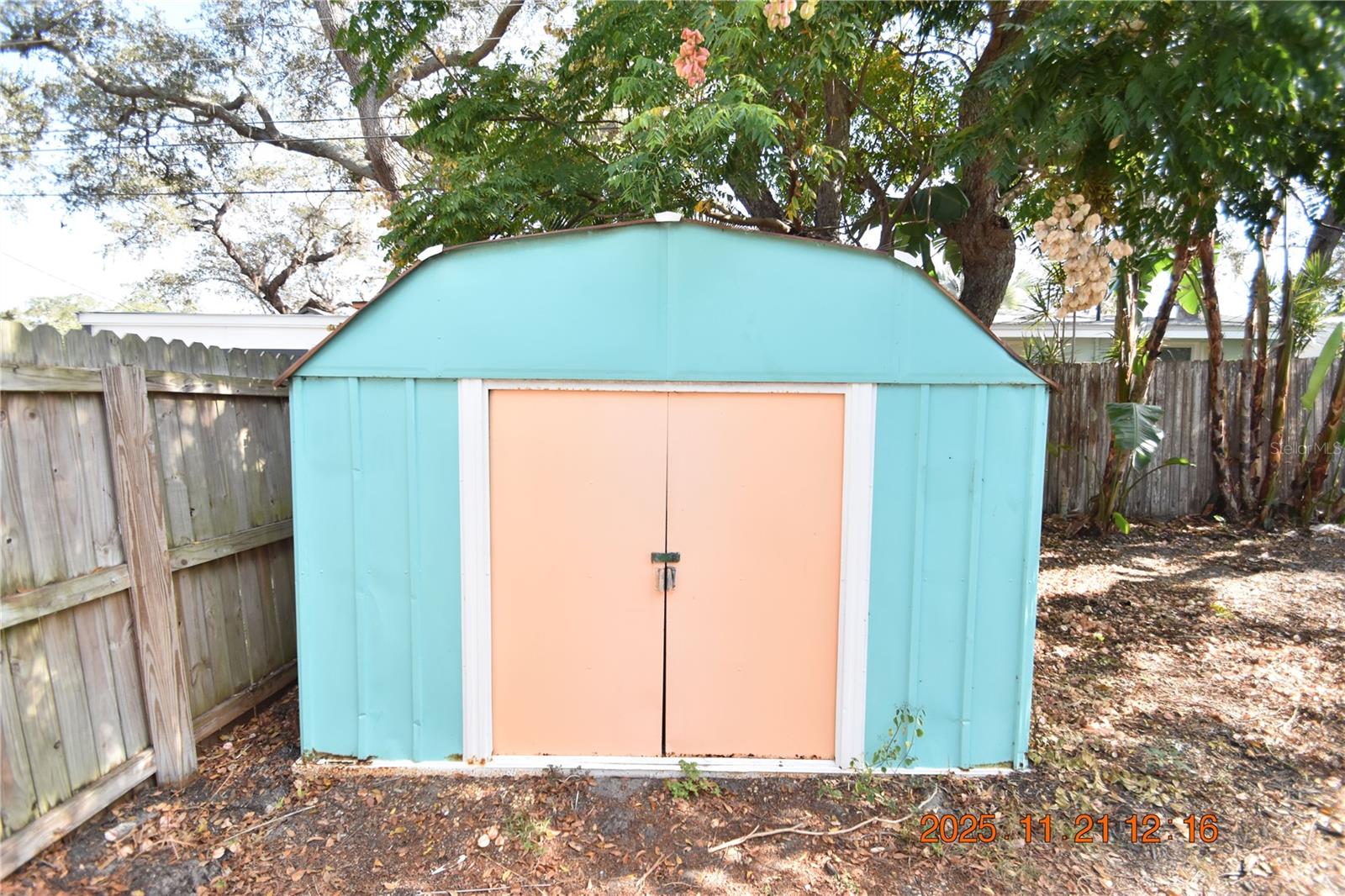 COLONIAL VILLAGE - Residential Lease