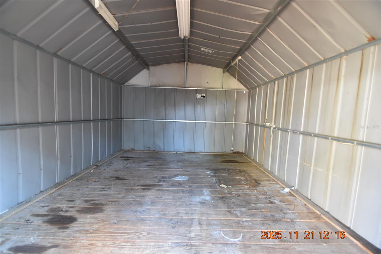 COLONIAL VILLAGE - Residential Lease