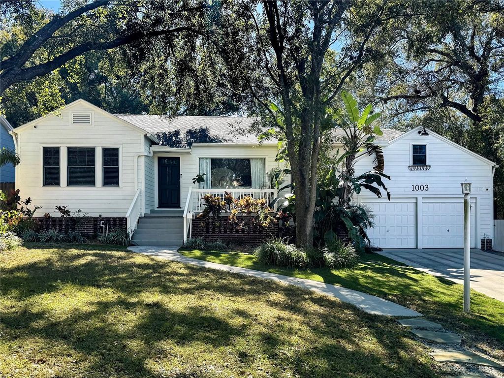 Photo of 1003 E Clifton Street, Tampa, FL 33604 (MLS # TB8457677)