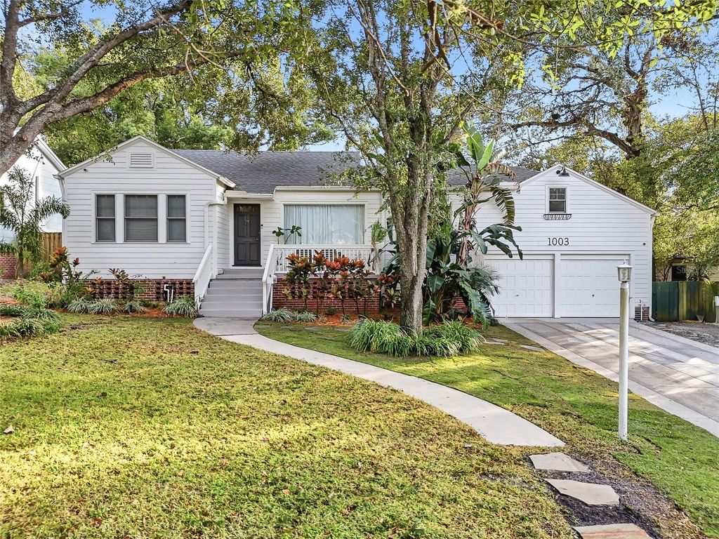 Photo of 1003 E Clifton Street, Tampa, FL 33604 (MLS # TB8457677)