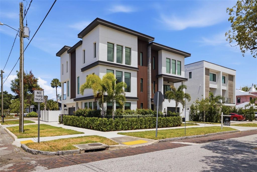 Photo of 2502 N Highland Avenue #1, Tampa, FL 33602 (MLS # TB8523660)