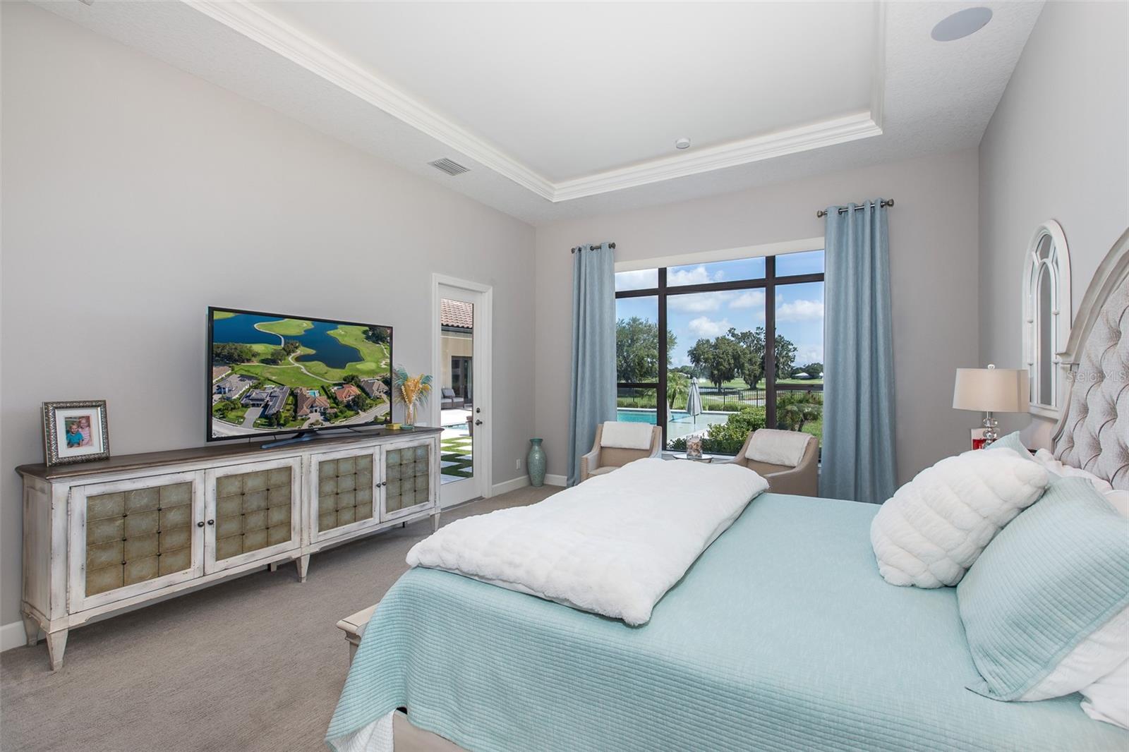 CHAMPIONS CLUB - Residential