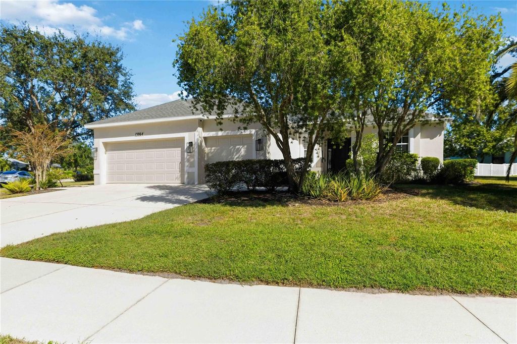 Photo of 13864 Wood Duck Circle, Lakewood Ranch, FL 34202 (MLS # A4670967)