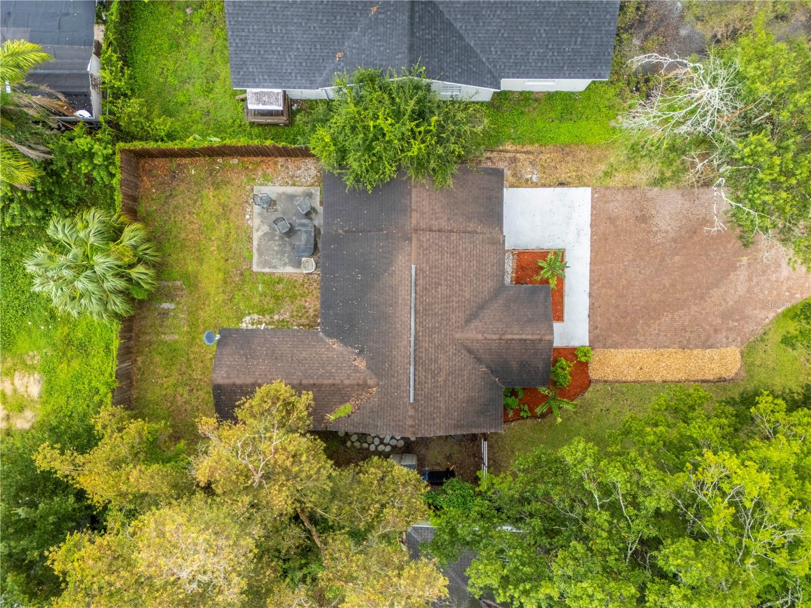 1717 W MOHAWK AVENUE