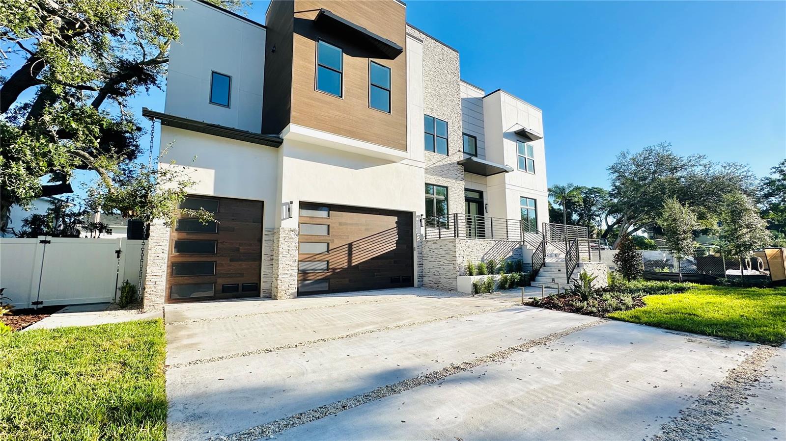4629 W Longfellow Avenue, Tampa