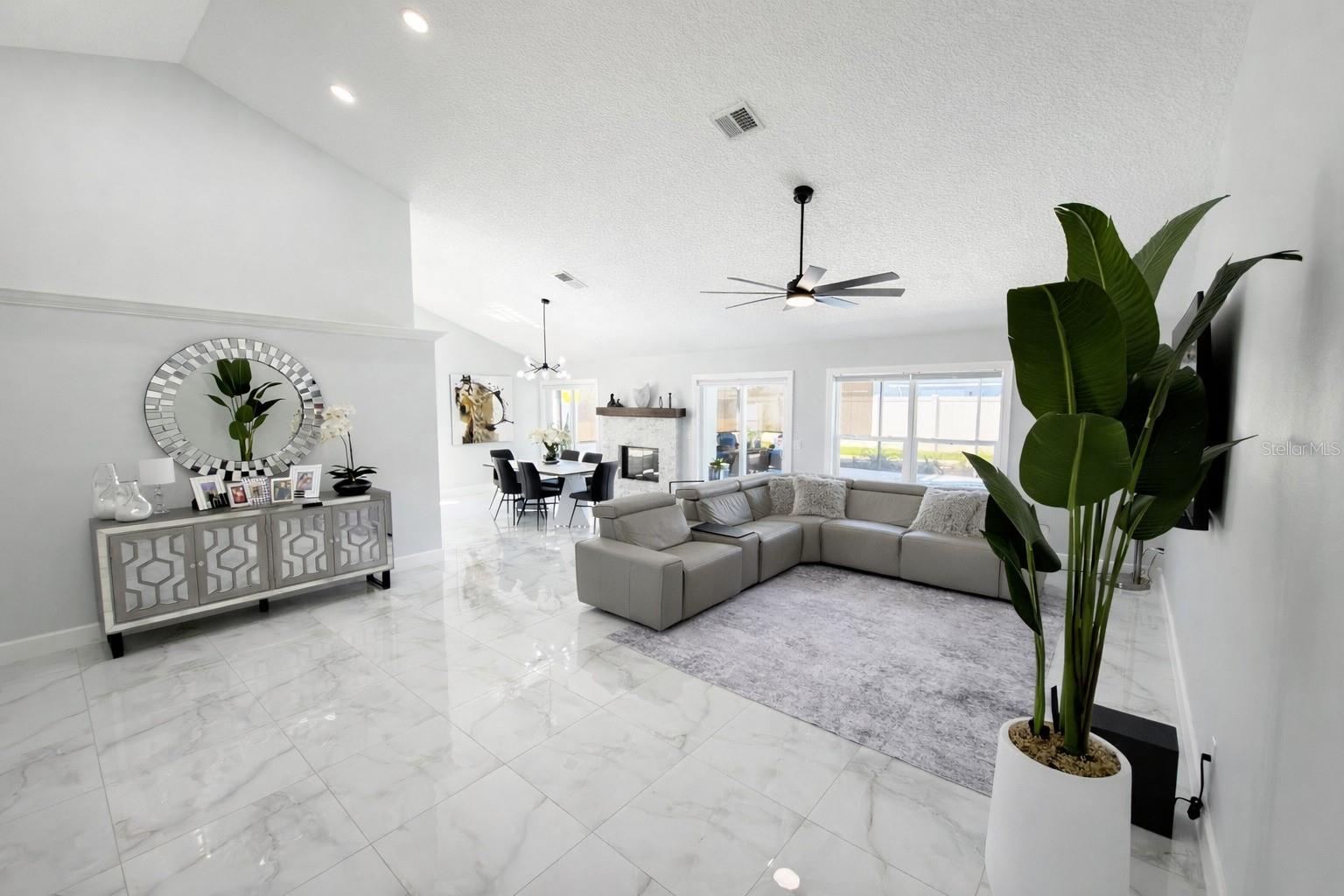 MILL RUN UNIT 8 - Residential