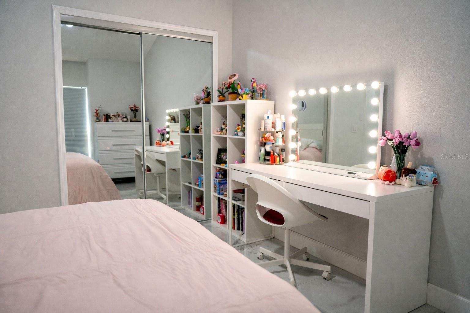 MILL RUN UNIT 8 - Residential