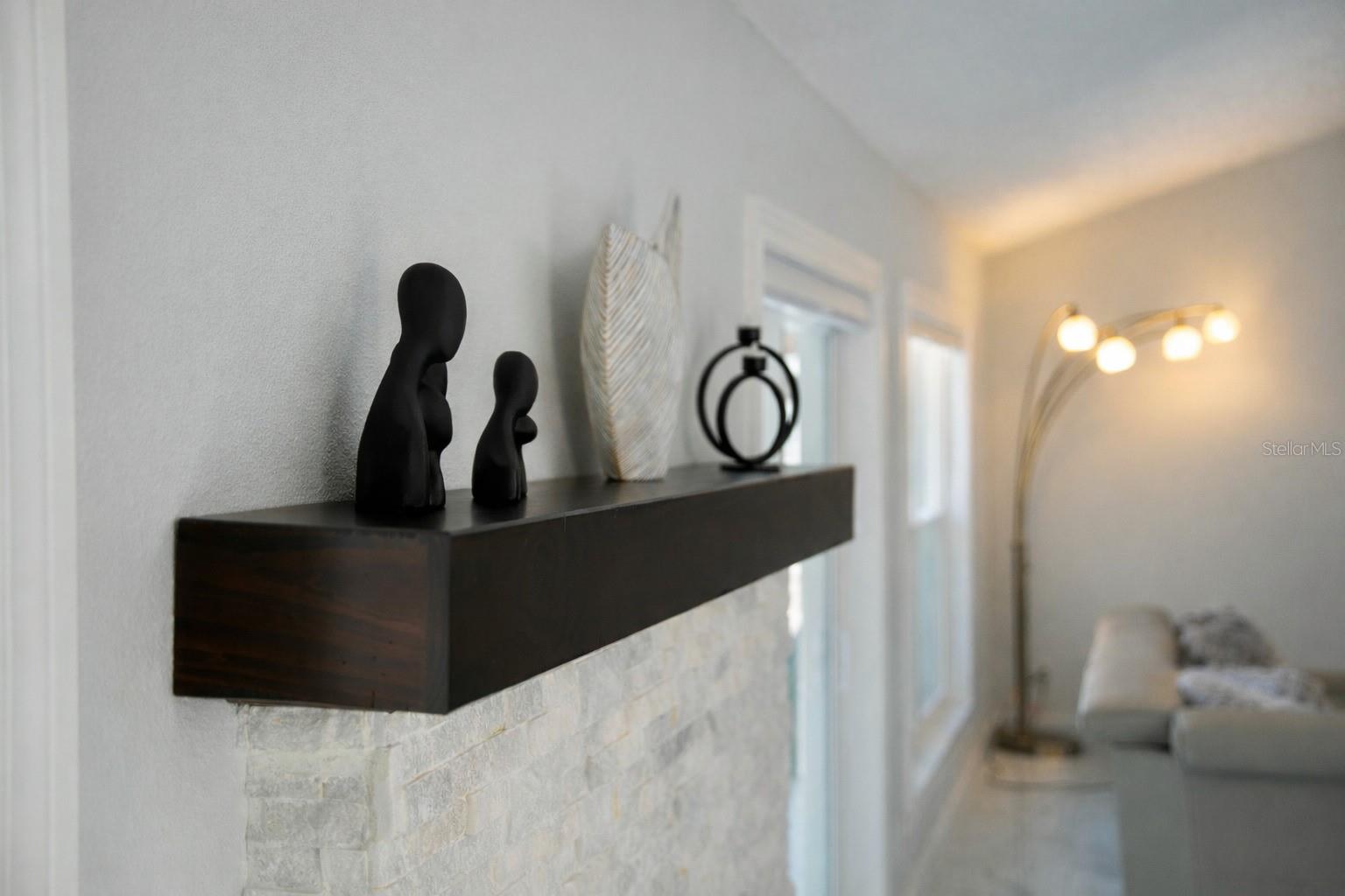 MILL RUN UNIT 8 - Residential