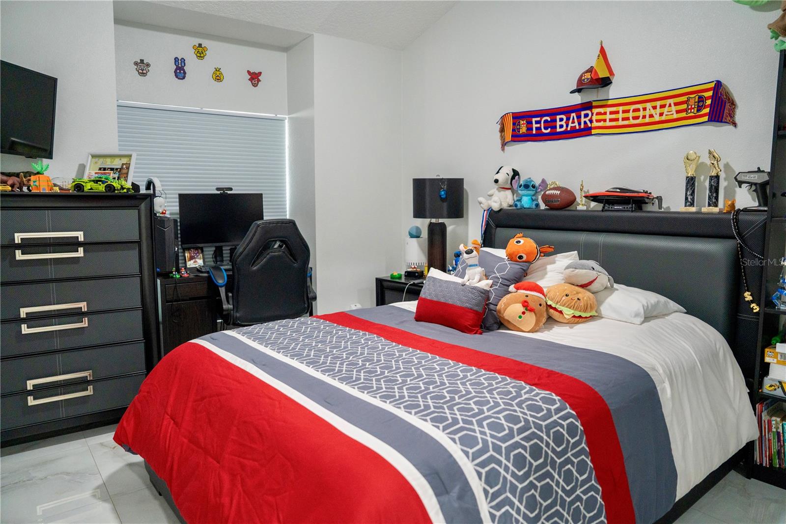 MILL RUN UNIT 8 - Residential