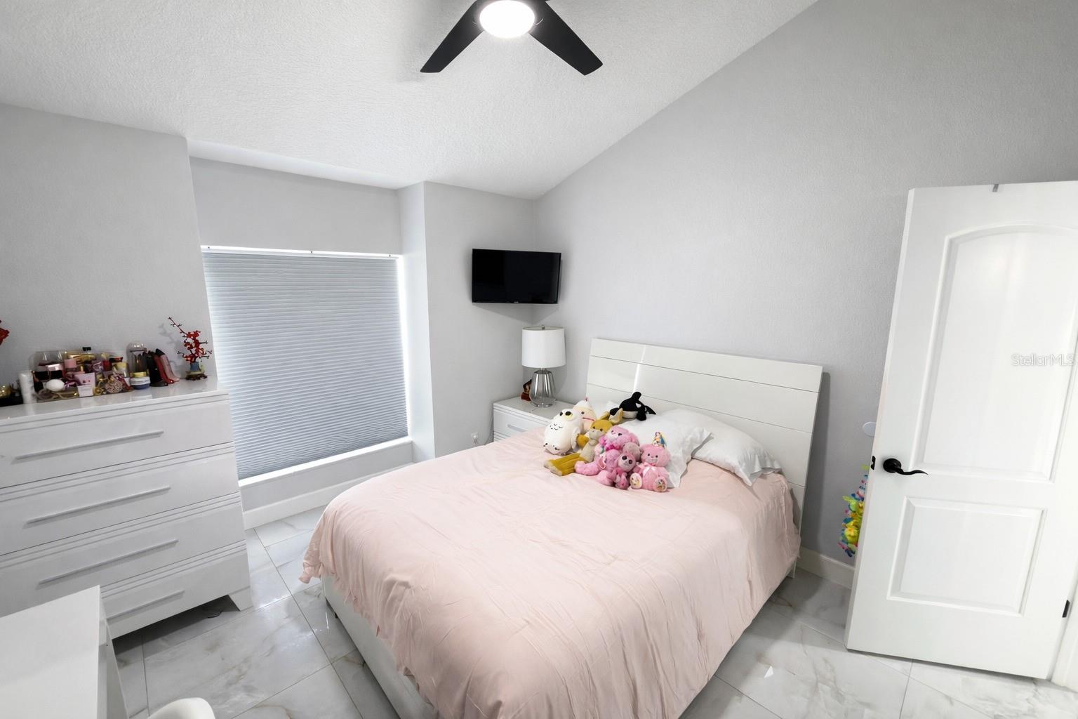 MILL RUN UNIT 8 - Residential