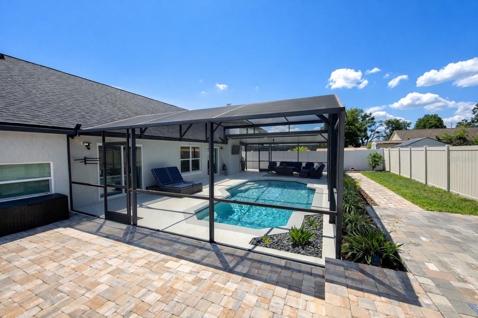 MILL RUN UNIT 8 - Residential