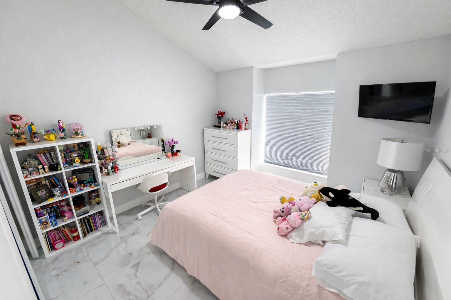 MILL RUN UNIT 8 - Residential