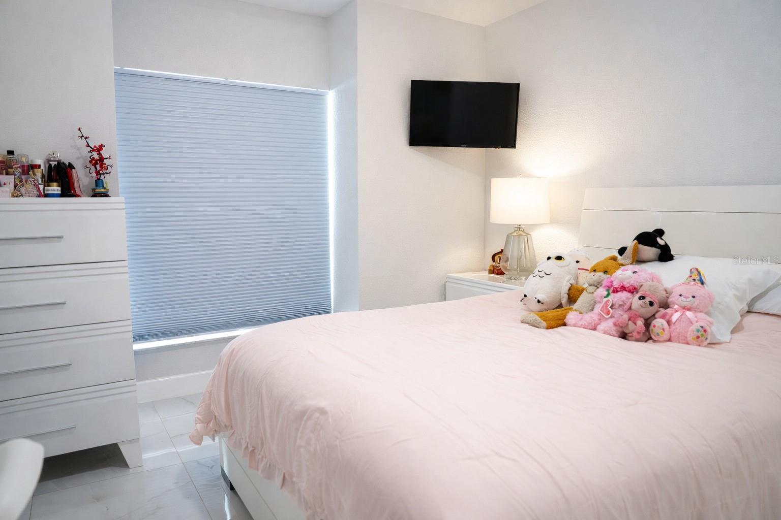 MILL RUN UNIT 8 - Residential