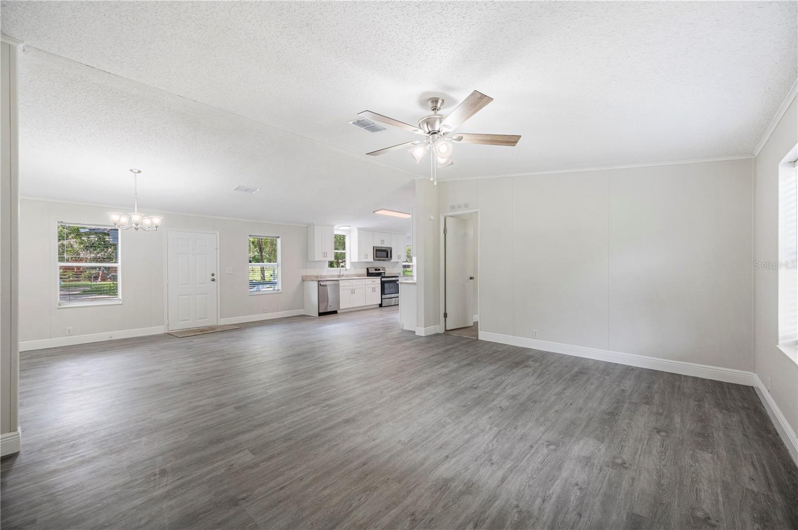 KOSSUTHVILLE - Residential