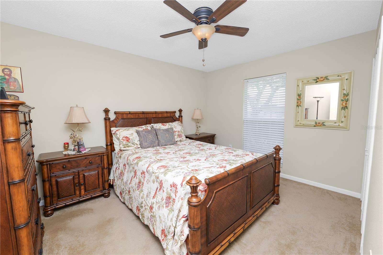 OAK GLEN - Residential