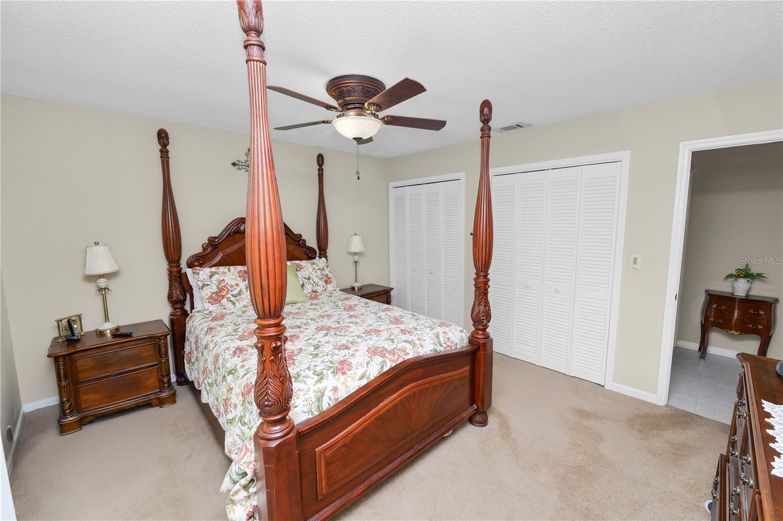 OAK GLEN - Residential