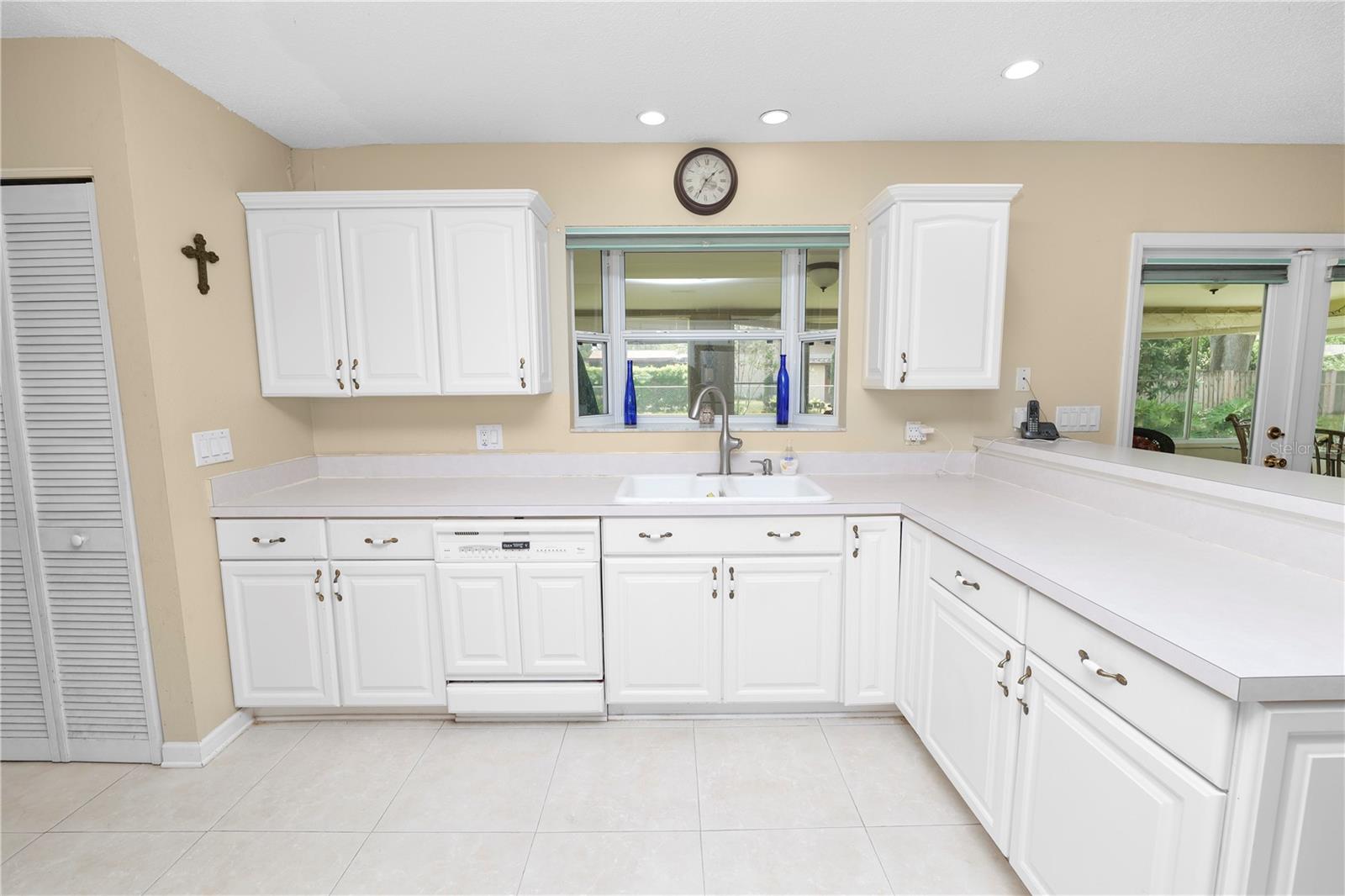 OAK GLEN - Residential
