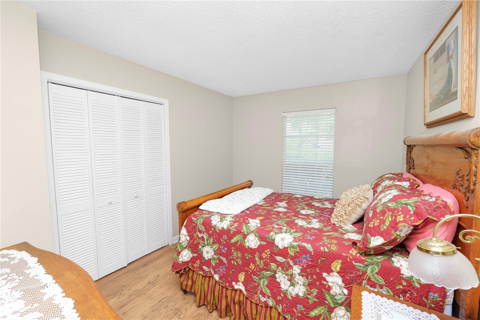 OAK GLEN - Residential