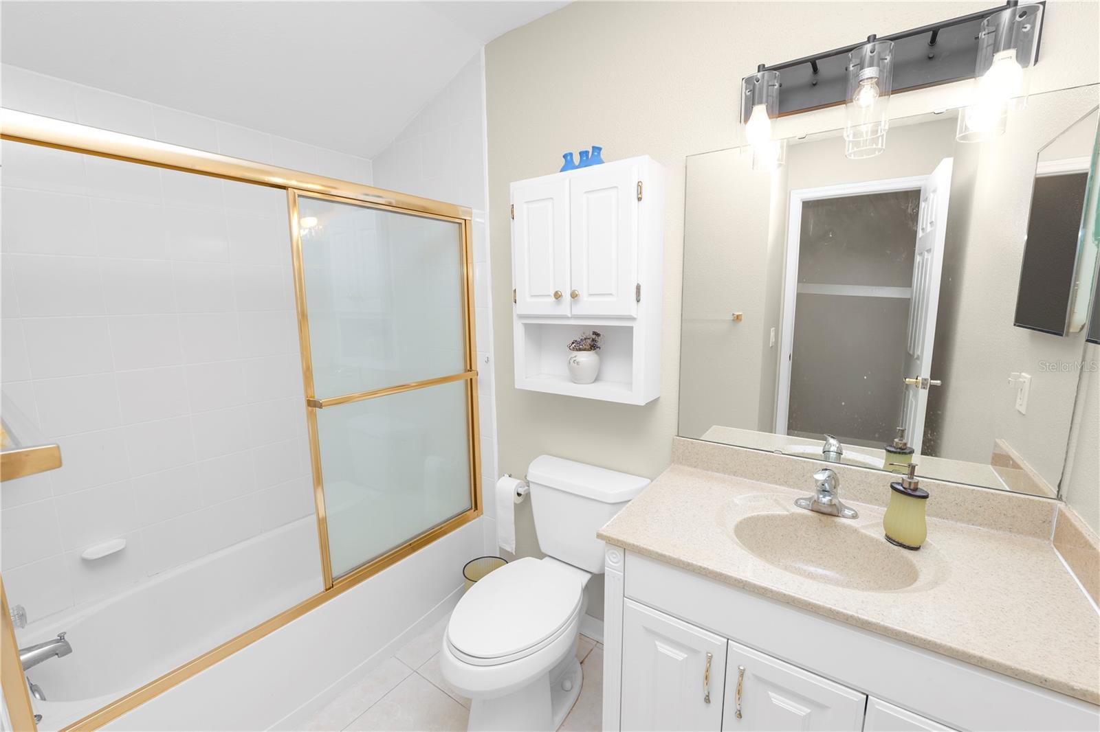 OAK GLEN - Residential