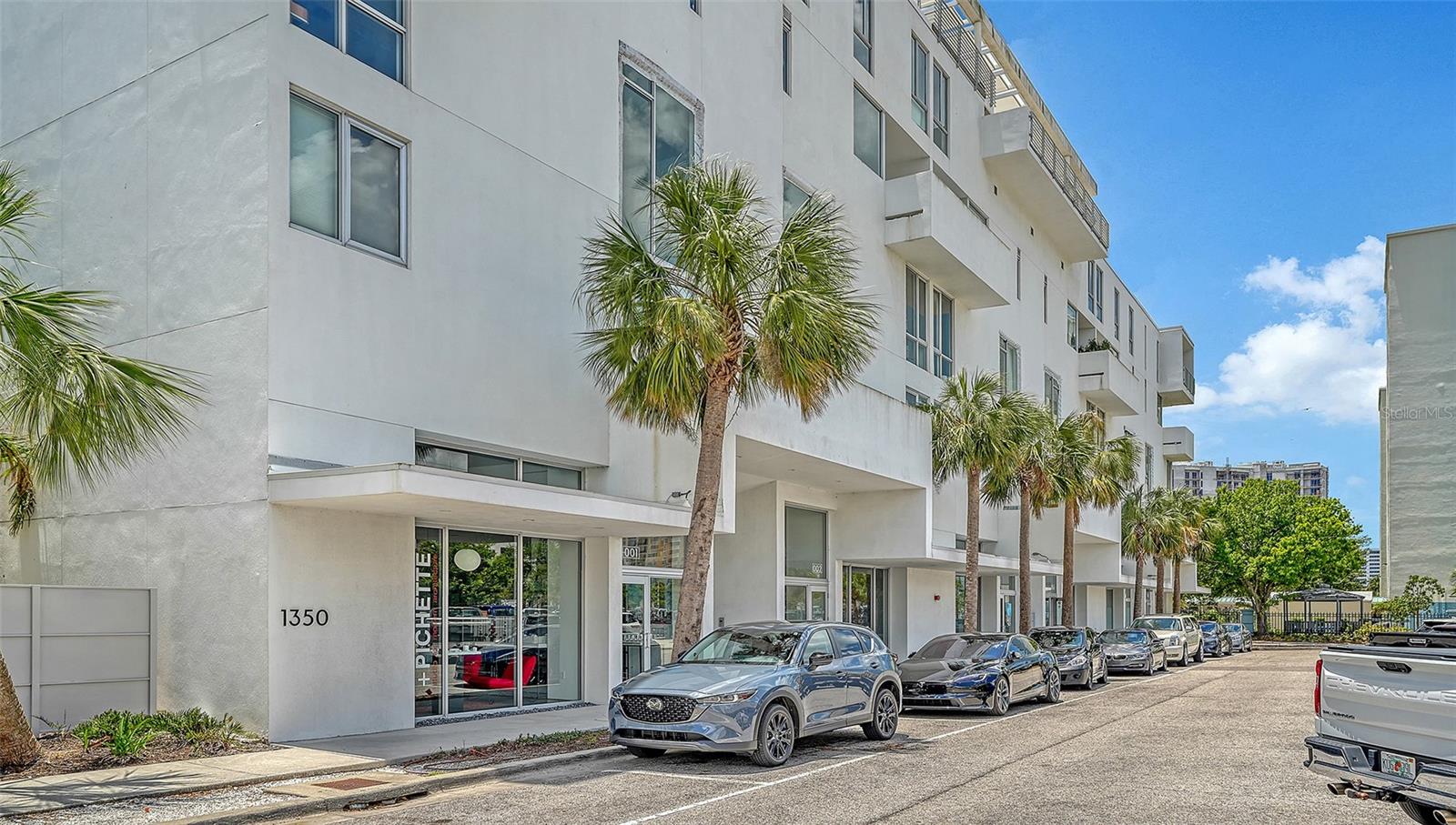 RISDON ON 5TH - Residential