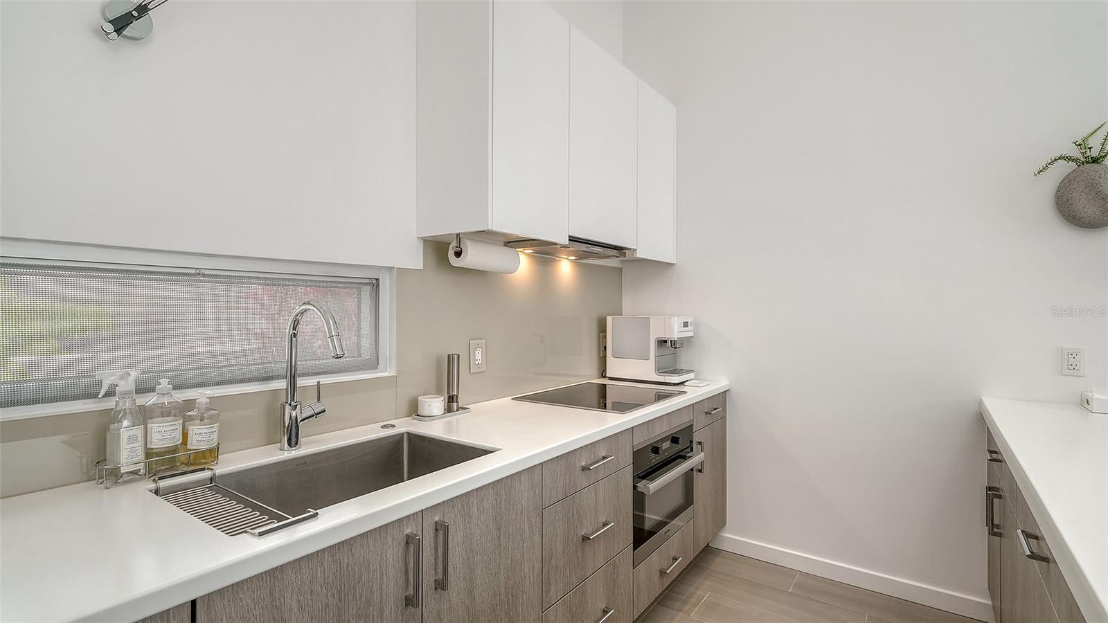 RISDON ON 5TH - Residential