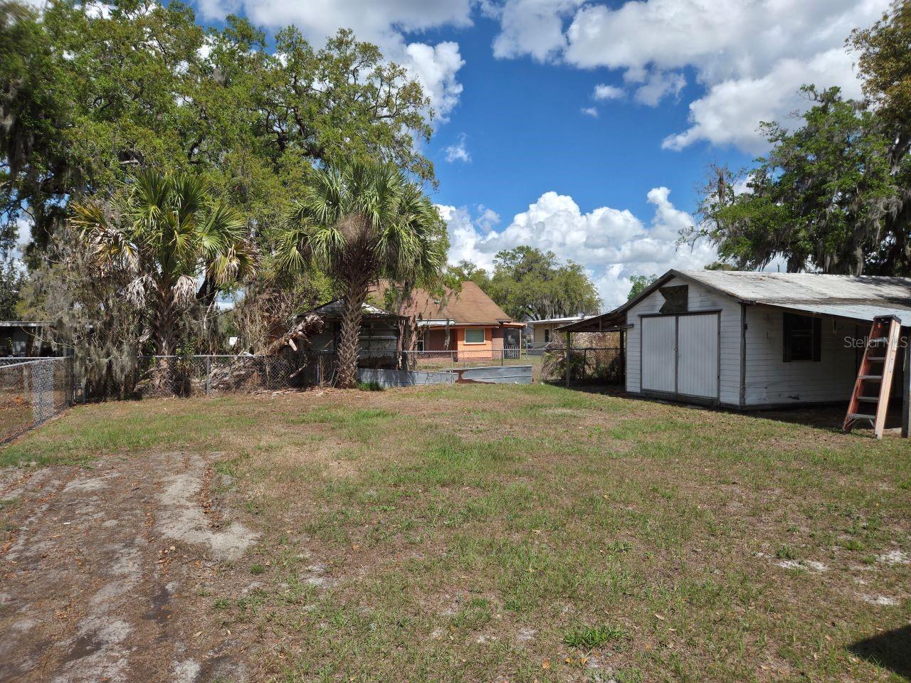 RICHLAND MANOR - Residential