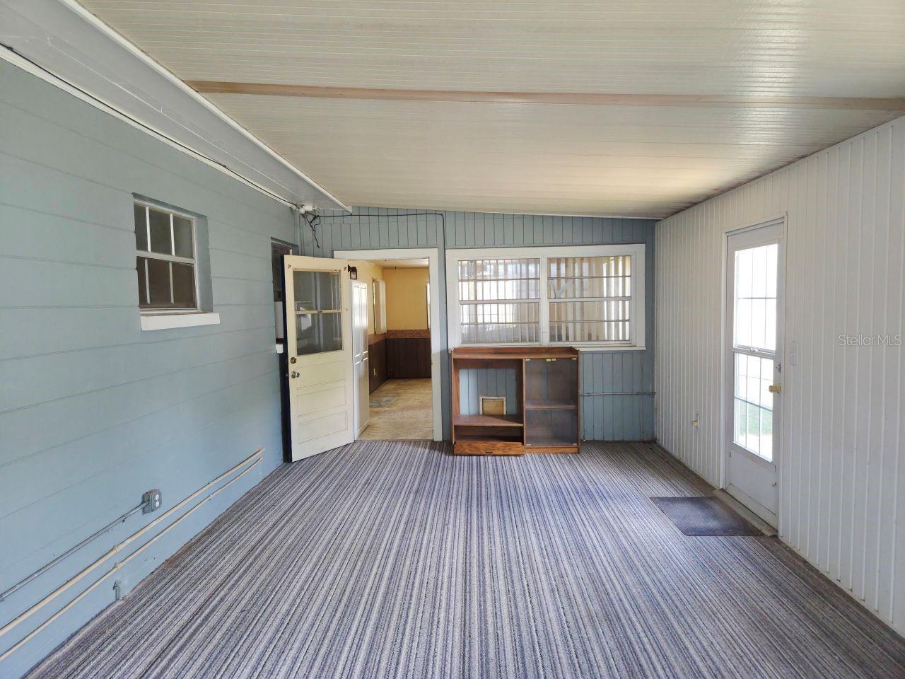 RICHLAND MANOR - Residential