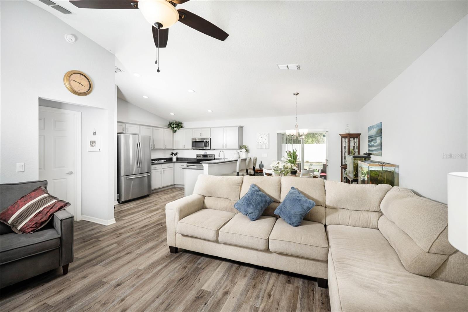916 ORLEANS DRIVE
