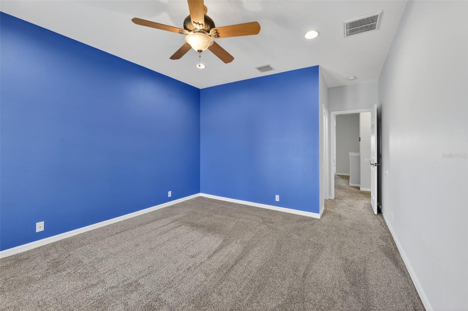 MIRABAY PH 1A - Residential