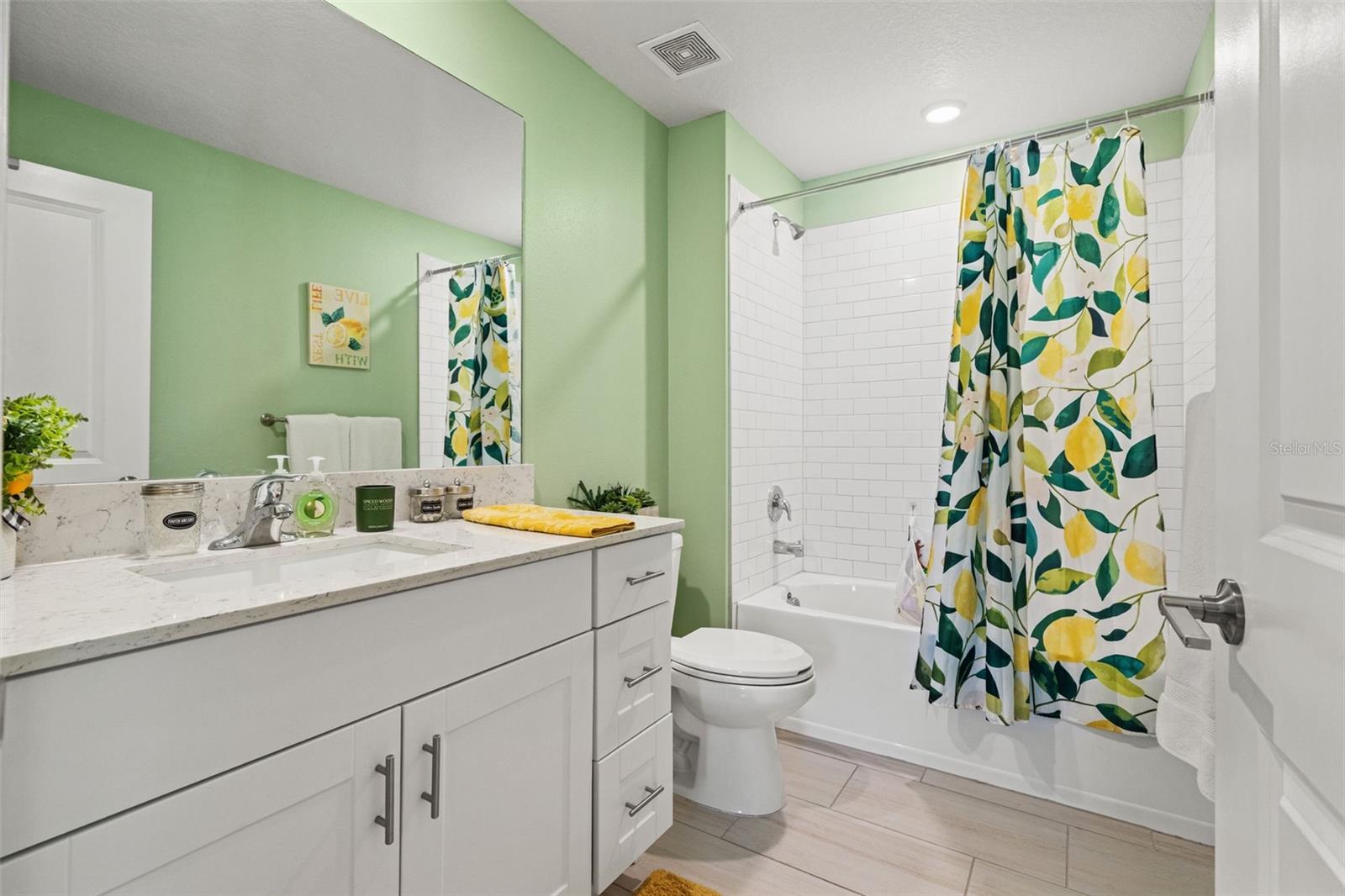 TRIPLE CRK VILLAGE Q - Residential